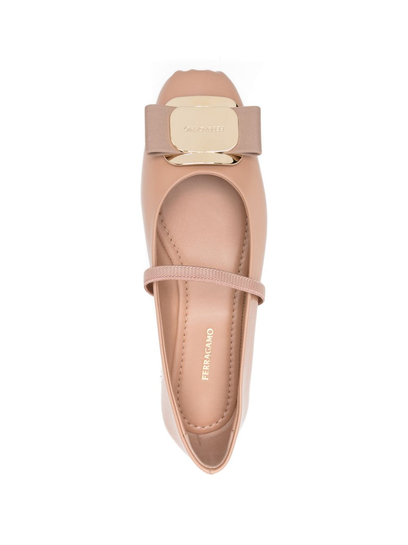 Ferragamo New Vara ballet flat